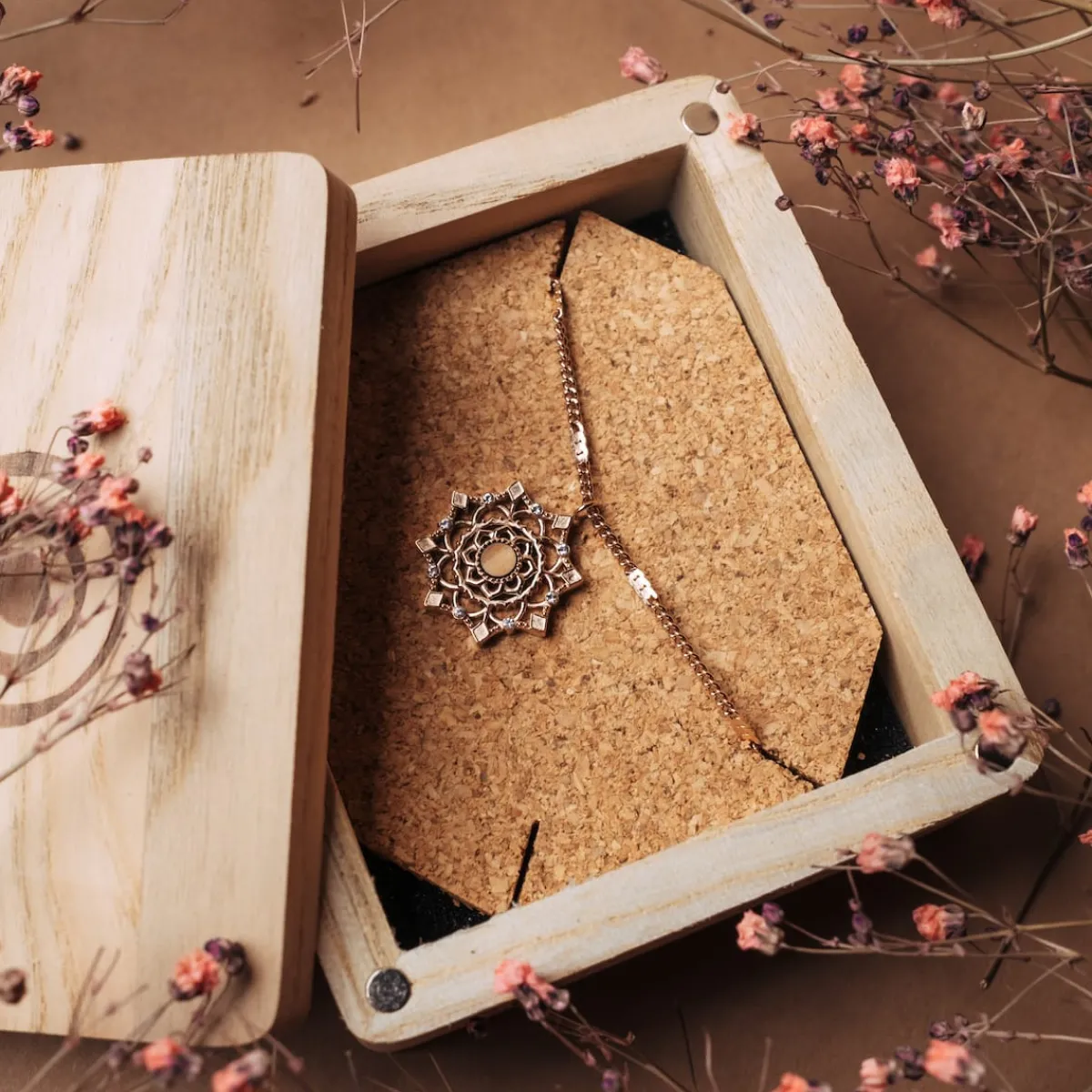 Holzkern Halsketten|Schmuck^Aphonia Halskette