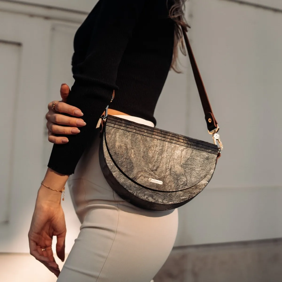 Holzkern Handtaschen^Asami