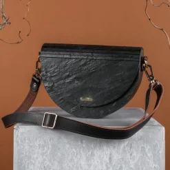 Holzkern Handtaschen^Asami
