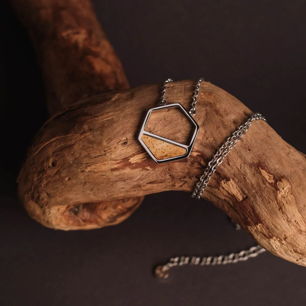Holzkern Halsketten|Schmuck^Assemblage Halskette