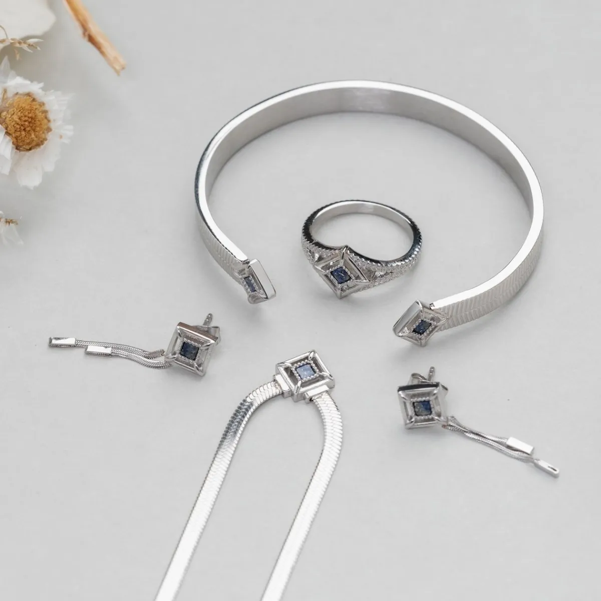 Holzkern Halsketten|Schmuck^Awakening Halskette
