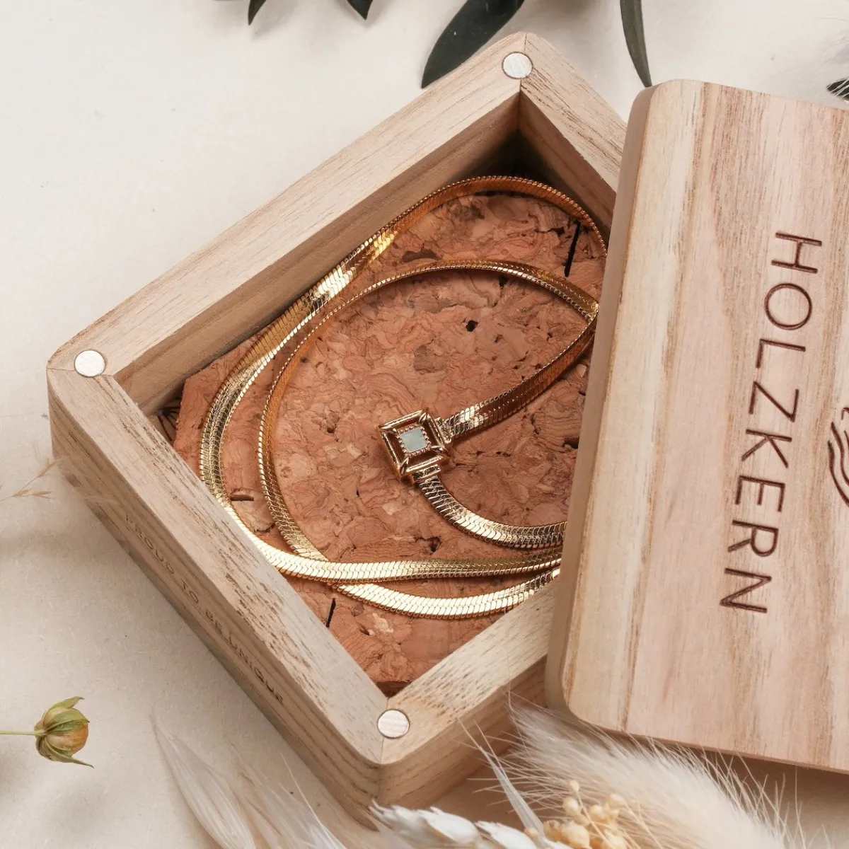 Holzkern Halsketten^Awakening Halskette