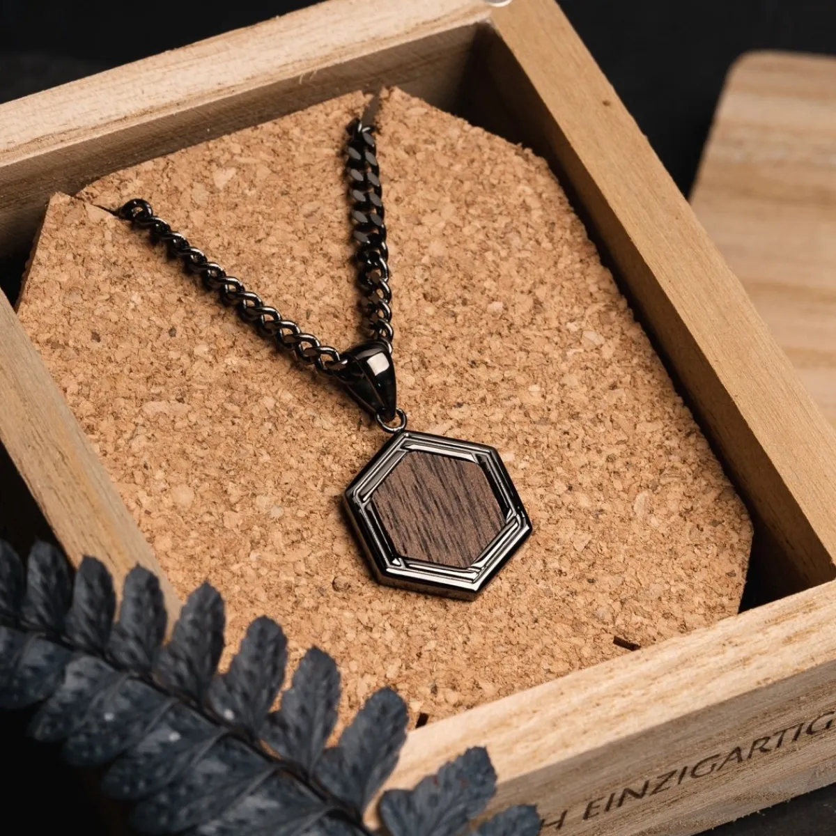 Holzkern Halsketten|Schmuck^Axis Halskette