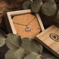 Holzkern Schmuck|Halsketten^Balance Halskette