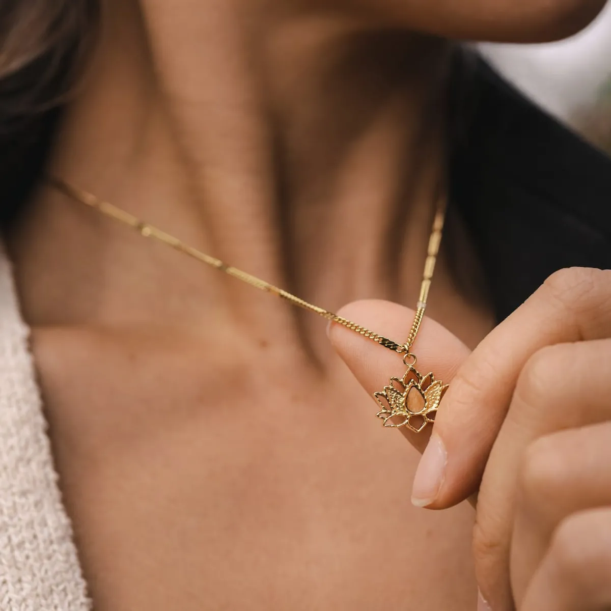 Holzkern Halsketten|Schmuck^Balance Halskette