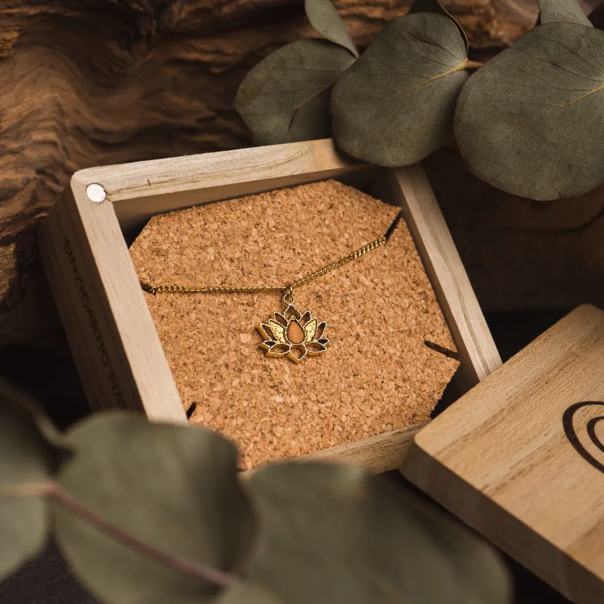 Holzkern Halsketten|Schmuck^Balance Halskette