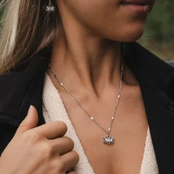 Holzkern Halsketten|Schmuck^Balance Halskette