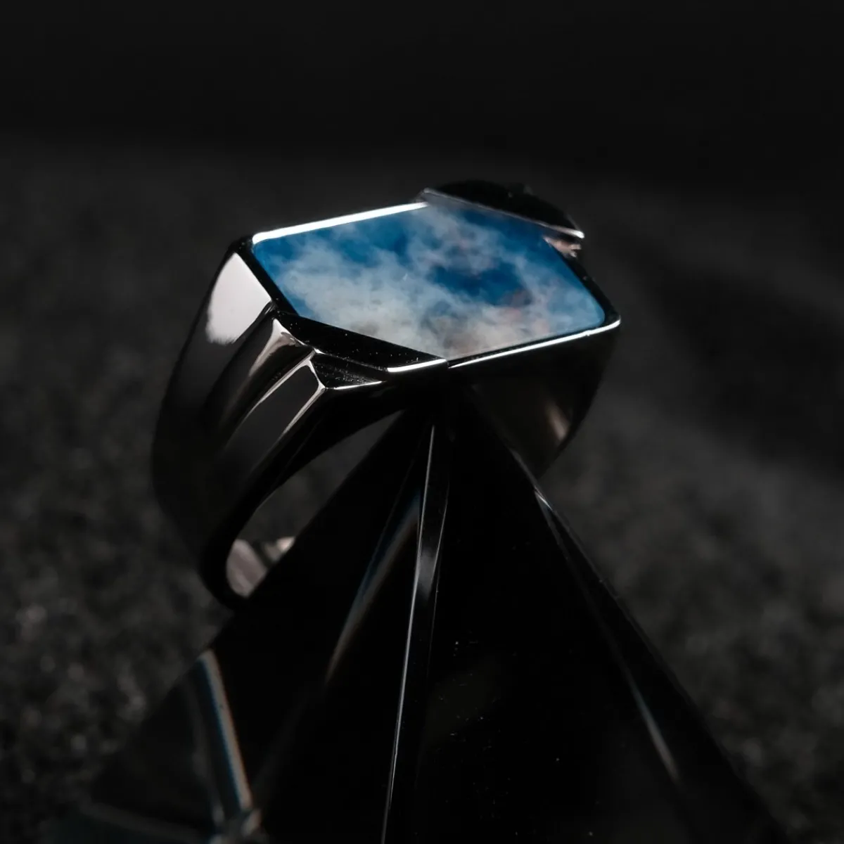 Holzkern Ringe|Schmuck^Binomial Ring
