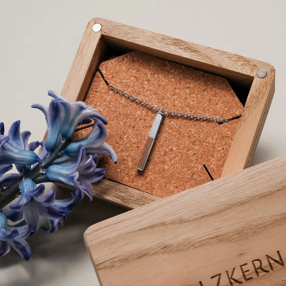 Holzkern Halsketten|Schmuck^Campania Halskette