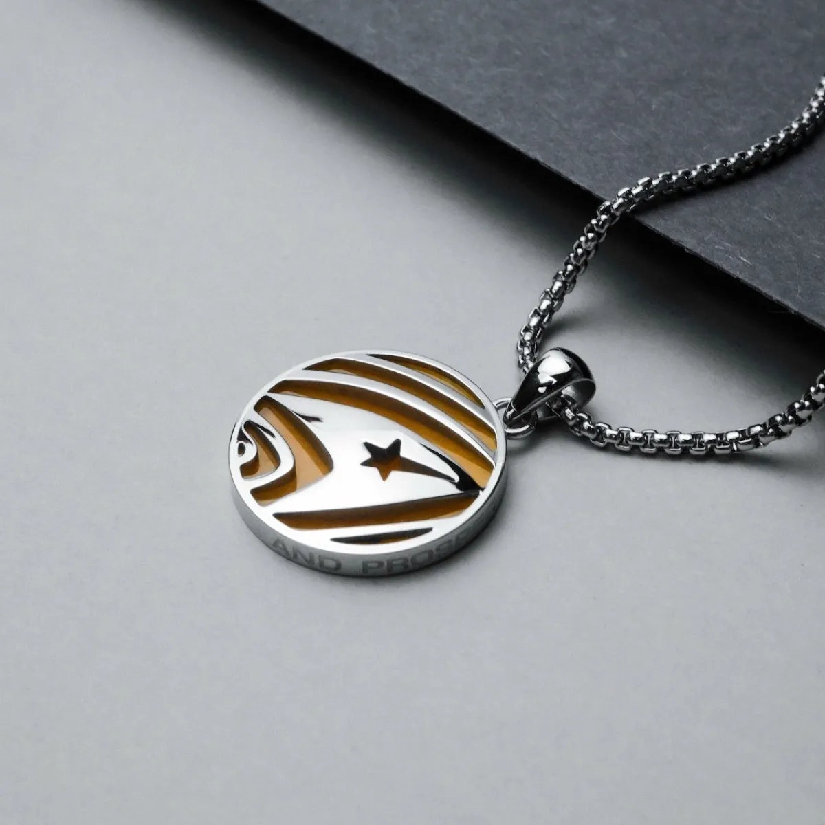 Holzkern Halsketten|Schmuck^Command Halskette