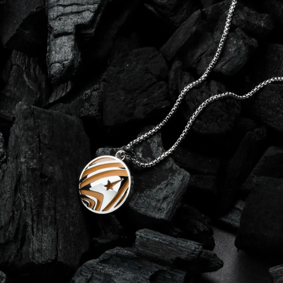 Holzkern Halsketten|Schmuck^Command Halskette