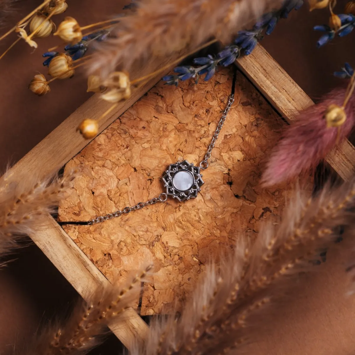 Holzkern Armbänder|Schmuck^Composition Armband