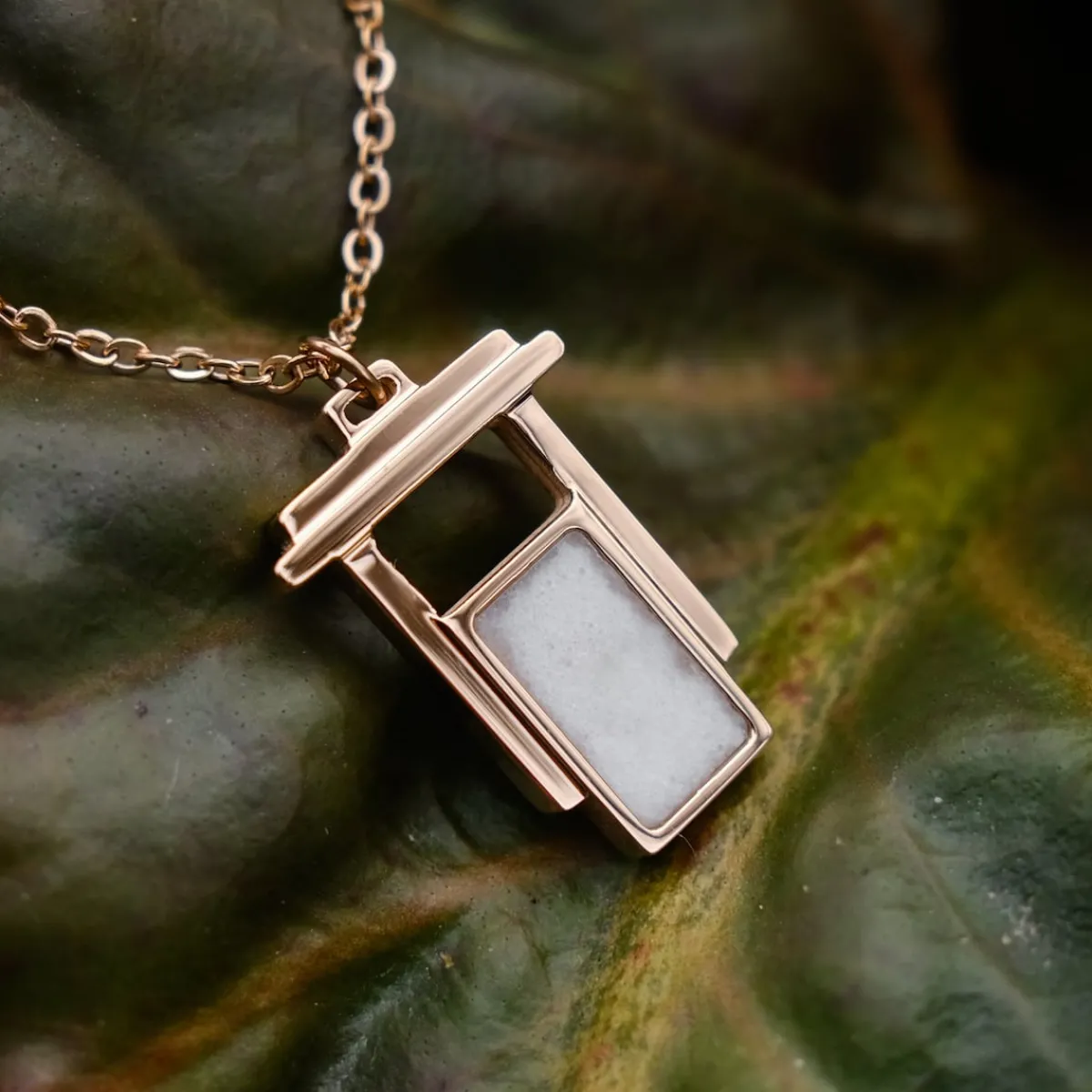 Holzkern Halsketten|Schmuck^Contour Halskette