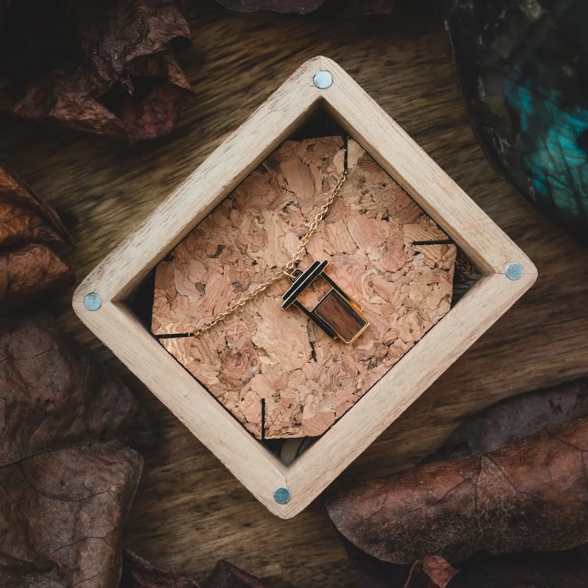 Holzkern Halsketten|Schmuck^Contour Halskette