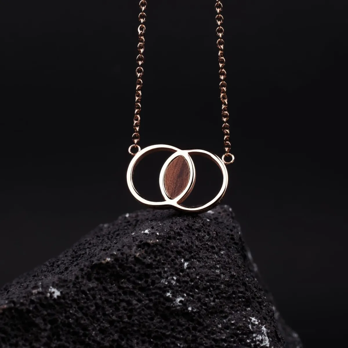 Holzkern Halsketten|Schmuck^Effigies Halskette