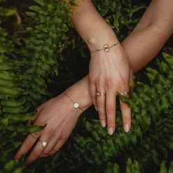 Holzkern Armbänder|Schmuck^Facade Armband