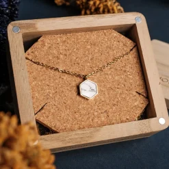 Holzkern Halsketten|Schmuck^Facade Halskette