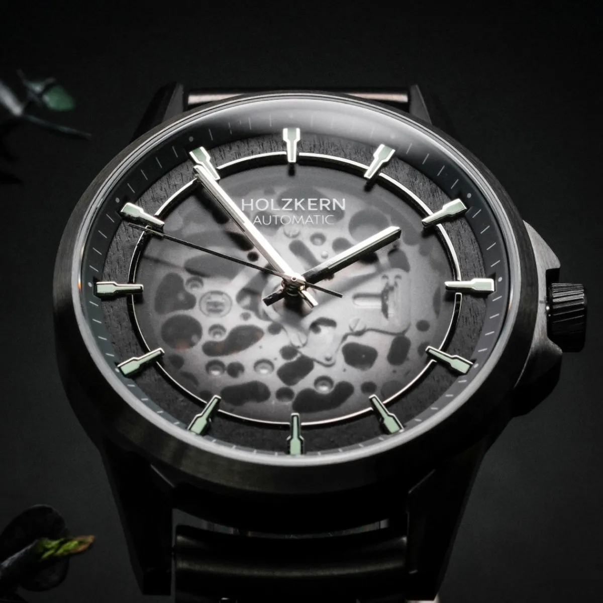 Holzkern Uhren^Flowfinder