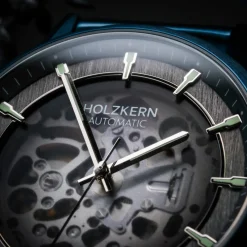 Holzkern Uhren^Flowfinder