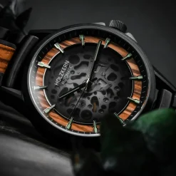 Holzkern Uhren^Flowfinder
