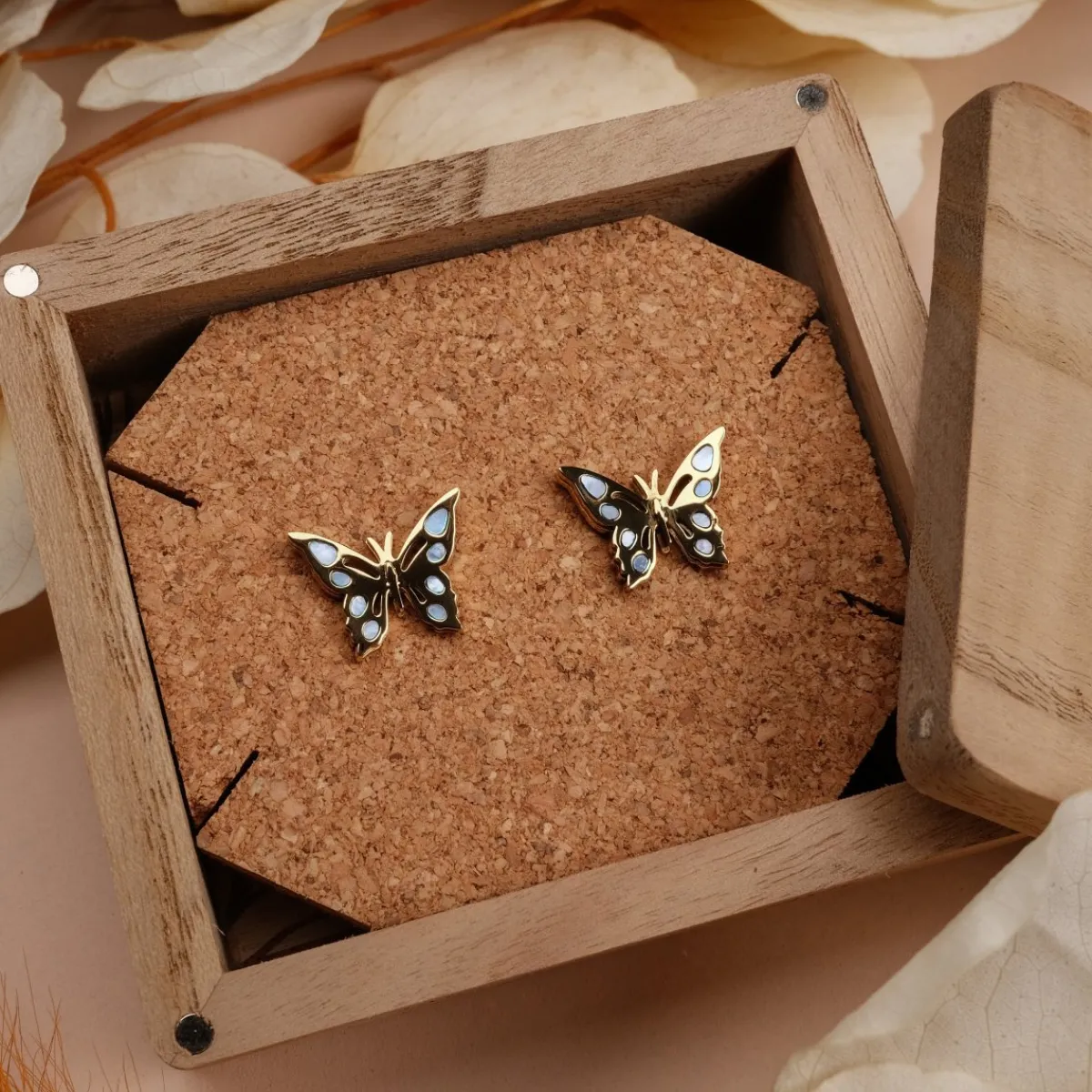 Holzkern Ohrringe|Schmuck^Fritillary Ohrringe