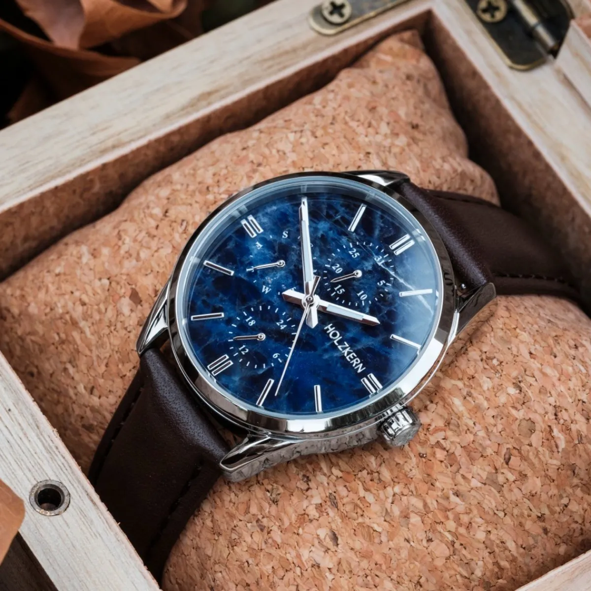Holzkern Uhren|Uhren^Gifted