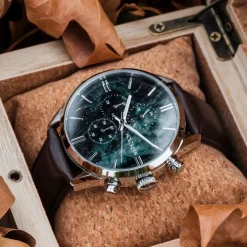 Holzkern Uhren^Gifted