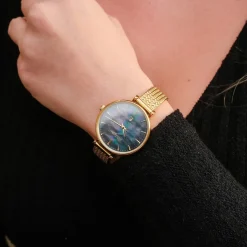 Holzkern Uhren^Giggles