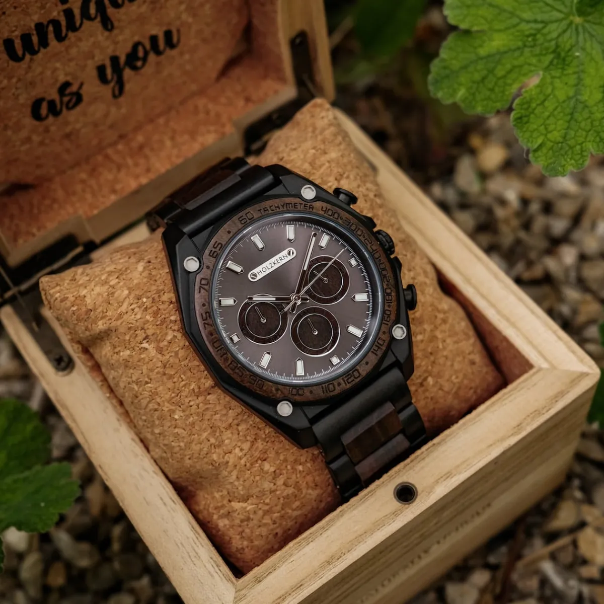 Holzkern Uhren^Huon