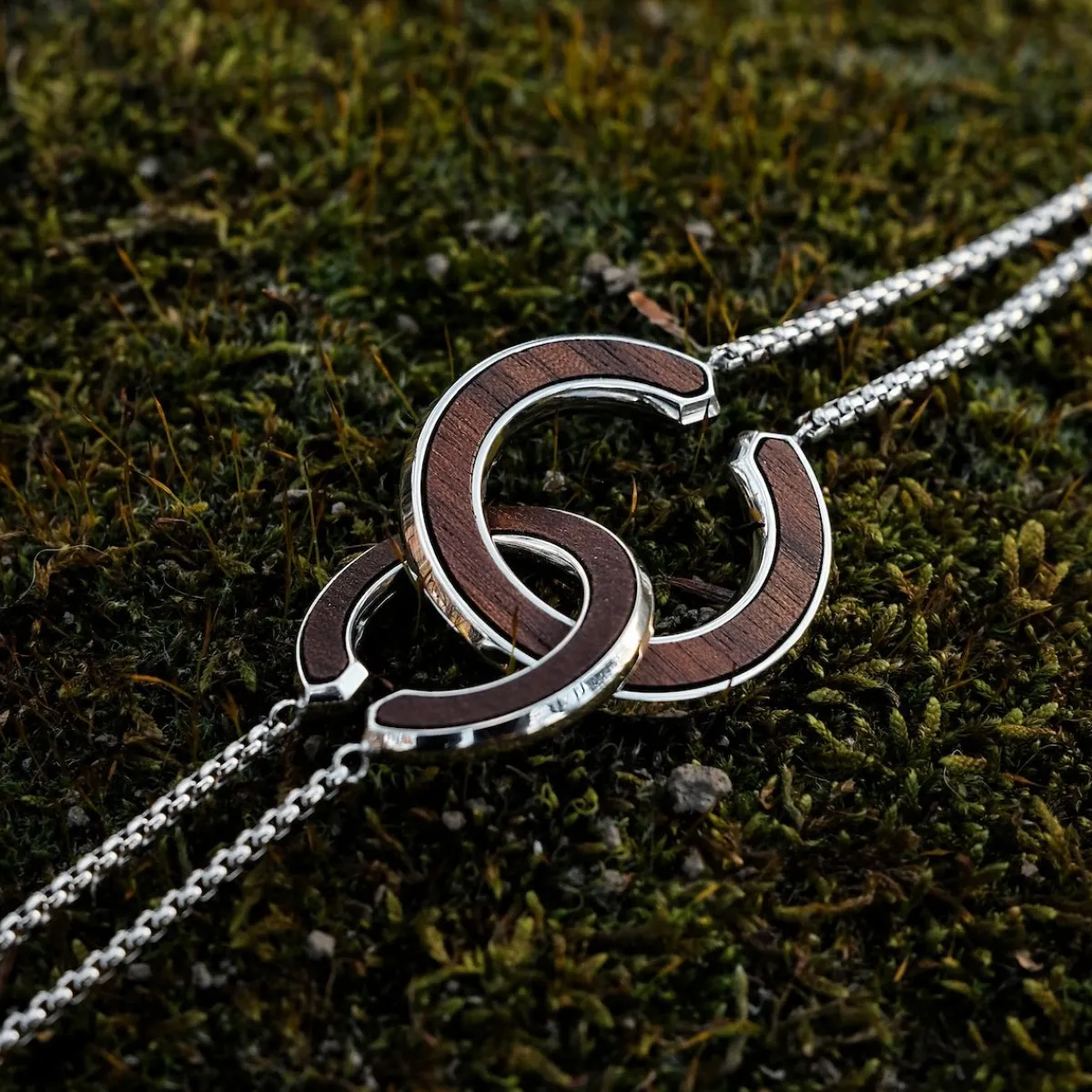 Holzkern Schmuck|Halsketten^Inseparable L