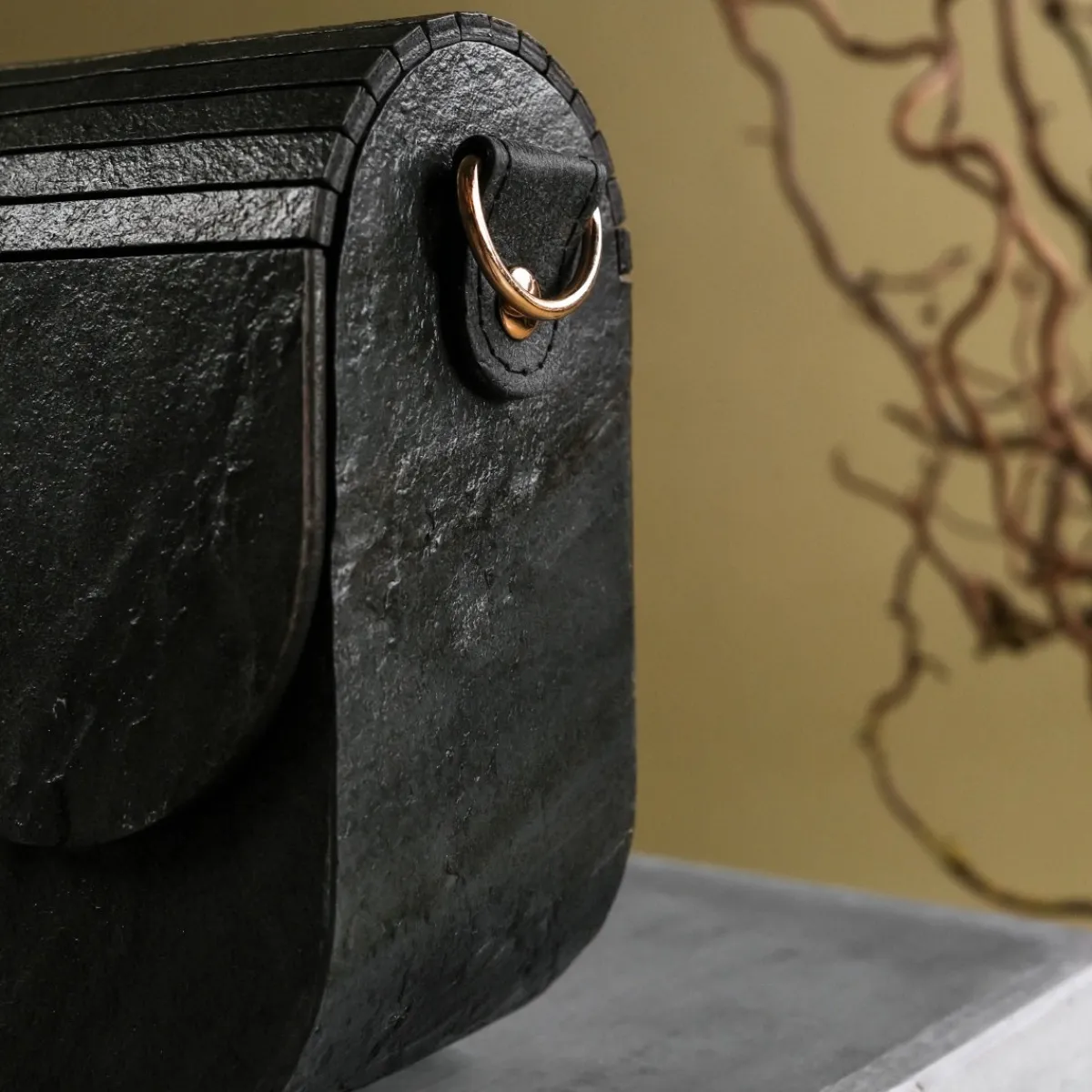 Holzkern Handtaschen^Iveya VEGAN
