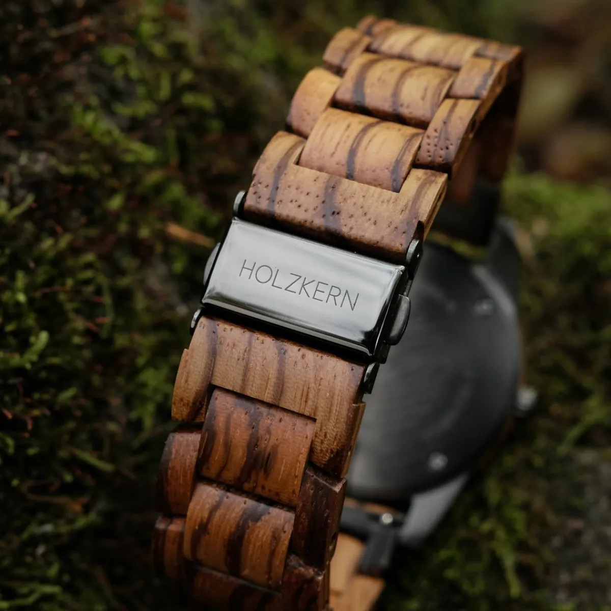 Holzkern Uhren|Uhren^Kabania