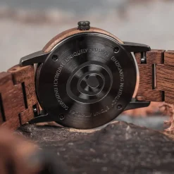 Holzkern Uhren^Leonardo