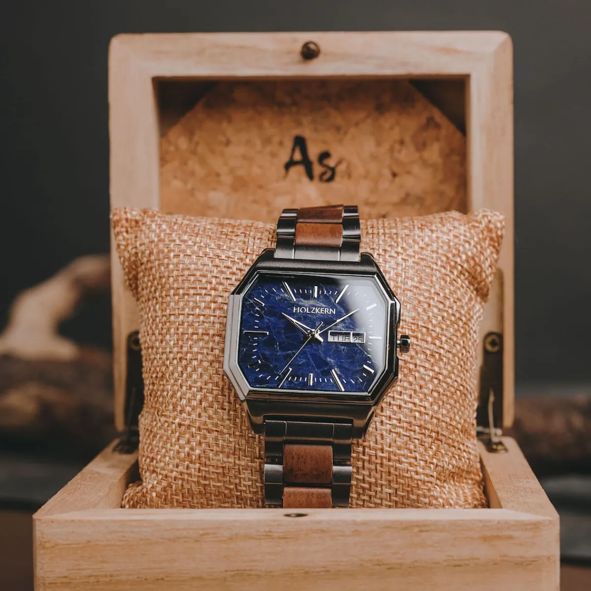 Holzkern Uhren|Uhren^Moneo