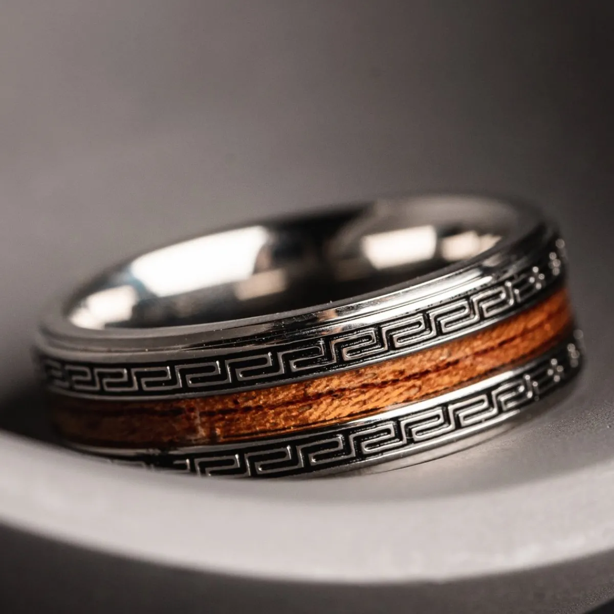 Holzkern Ringe|Schmuck^Numerary Ring