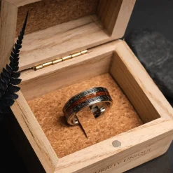 Holzkern Ringe|Schmuck^Numerary Ring