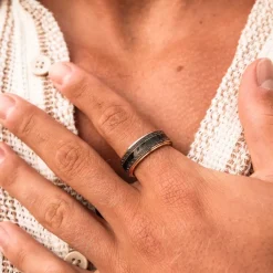 Holzkern Ringe|Schmuck^Numerary Ring