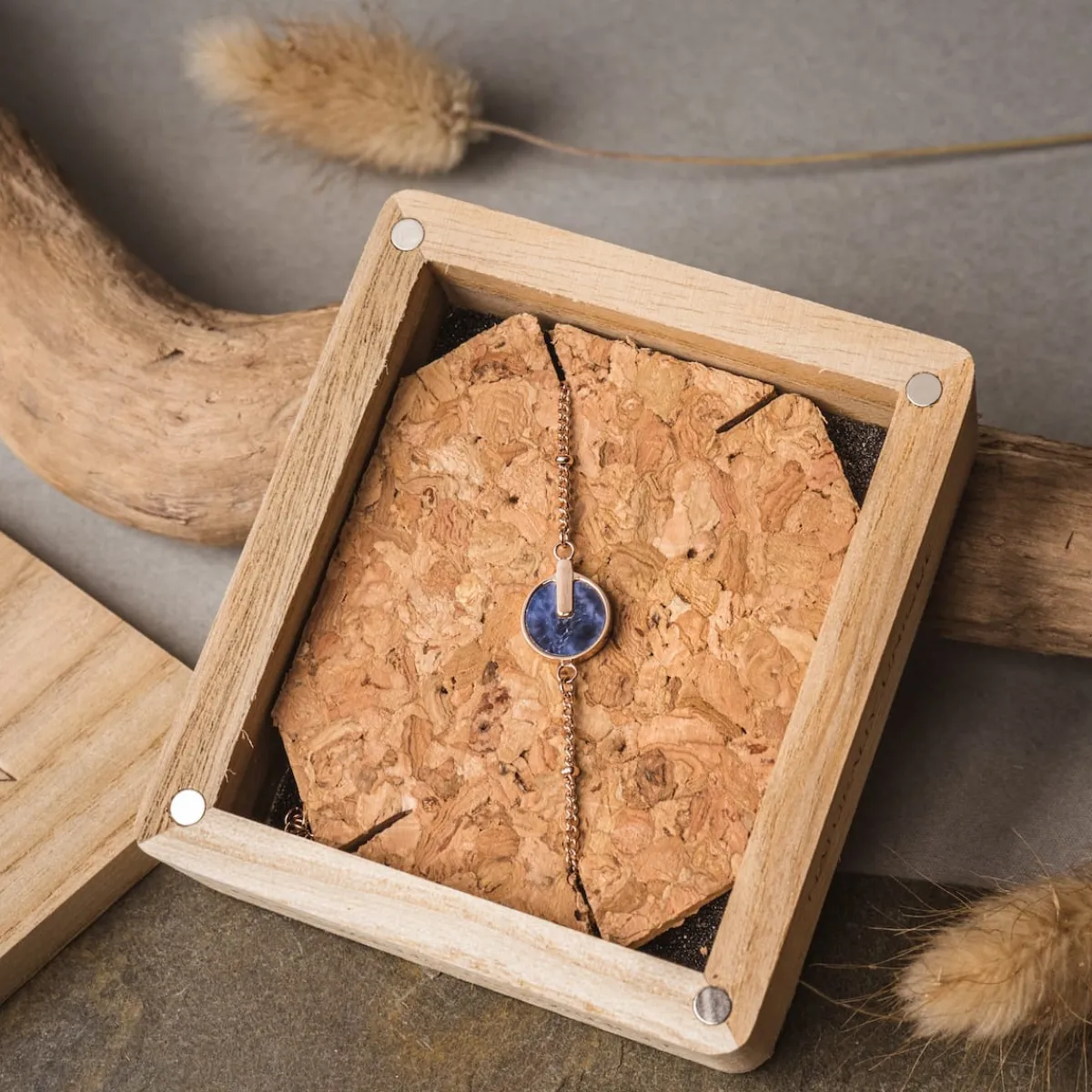 Holzkern Armbänder|Schmuck^Opacity Armband