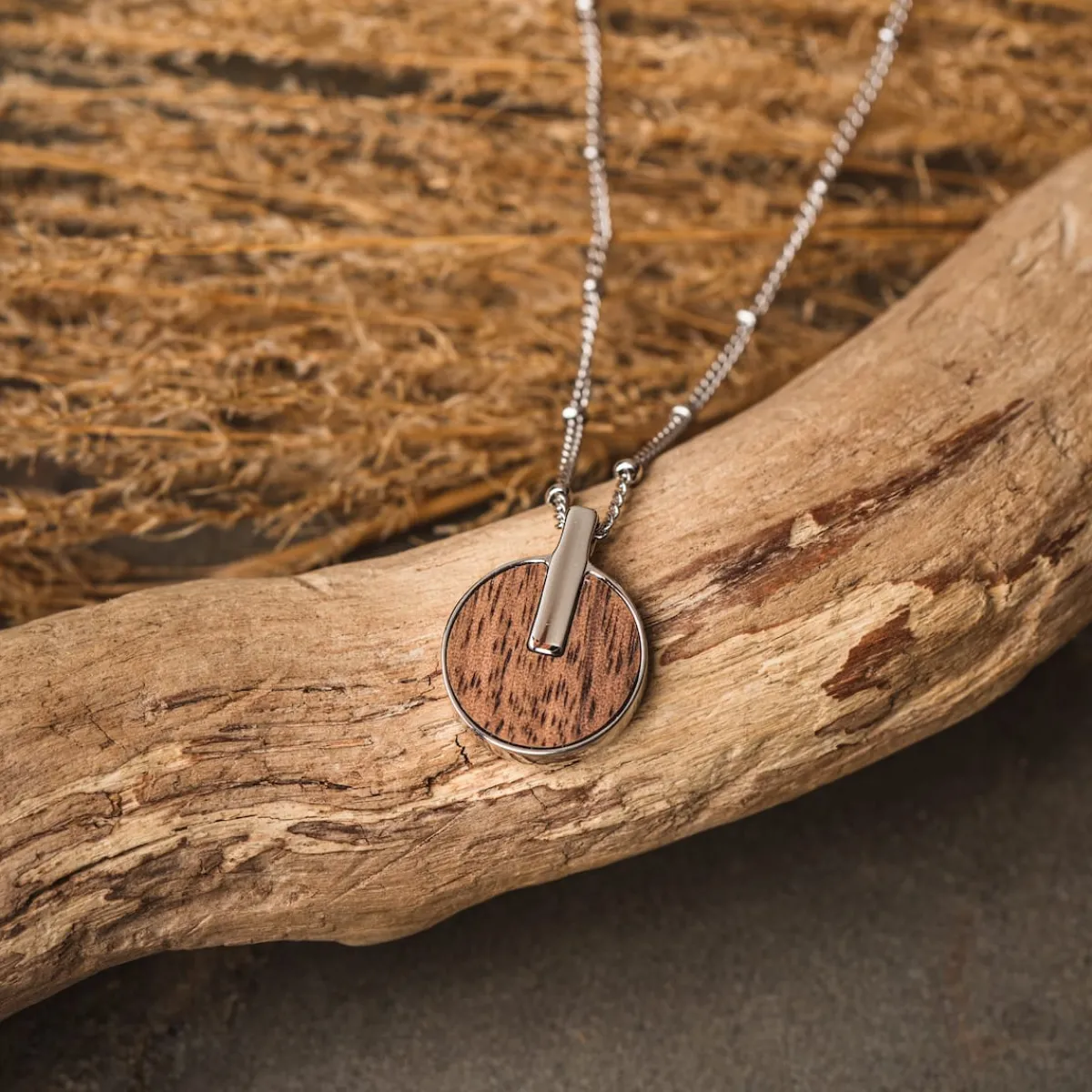 Holzkern Schmuck|Halsketten^Opacity Halskette