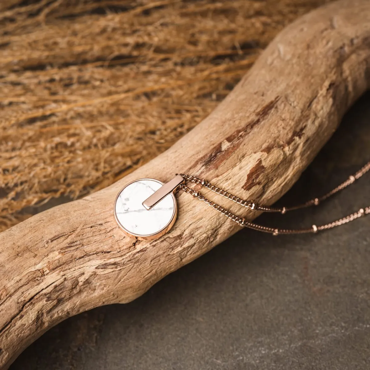 Holzkern Halsketten|Schmuck^Opacity Halskette