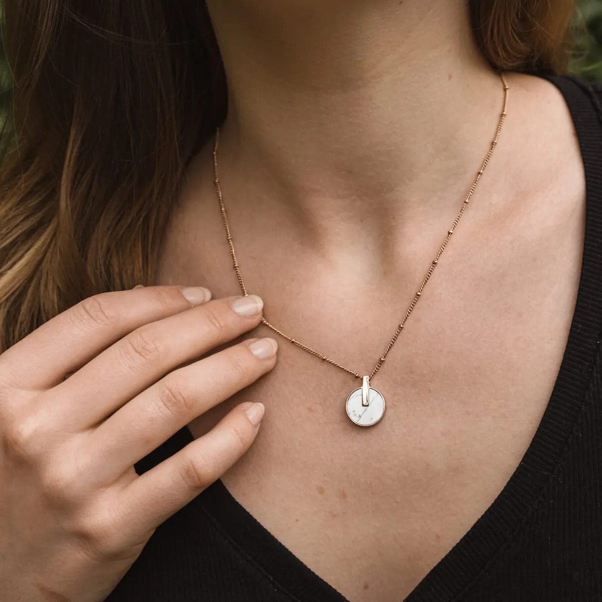 Holzkern Halsketten|Schmuck^Opacity Halskette