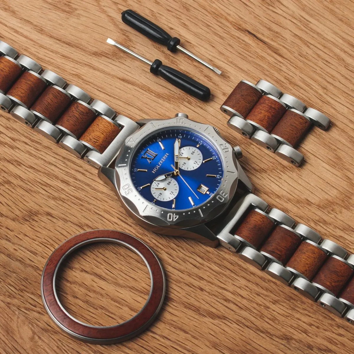Holzkern Uhren^Osprey