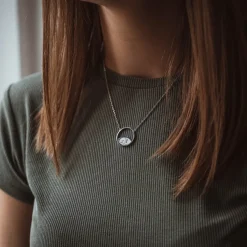 Holzkern Halsketten|Schmuck^Perception Halskette
