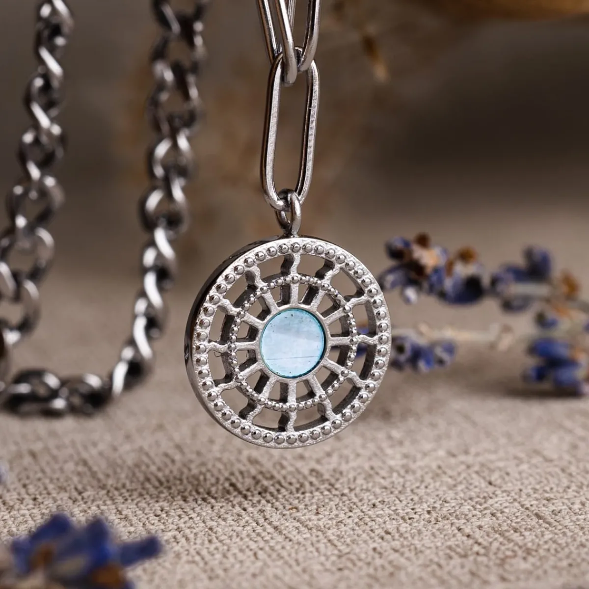Holzkern Halsketten|Schmuck^Pixa Halskette