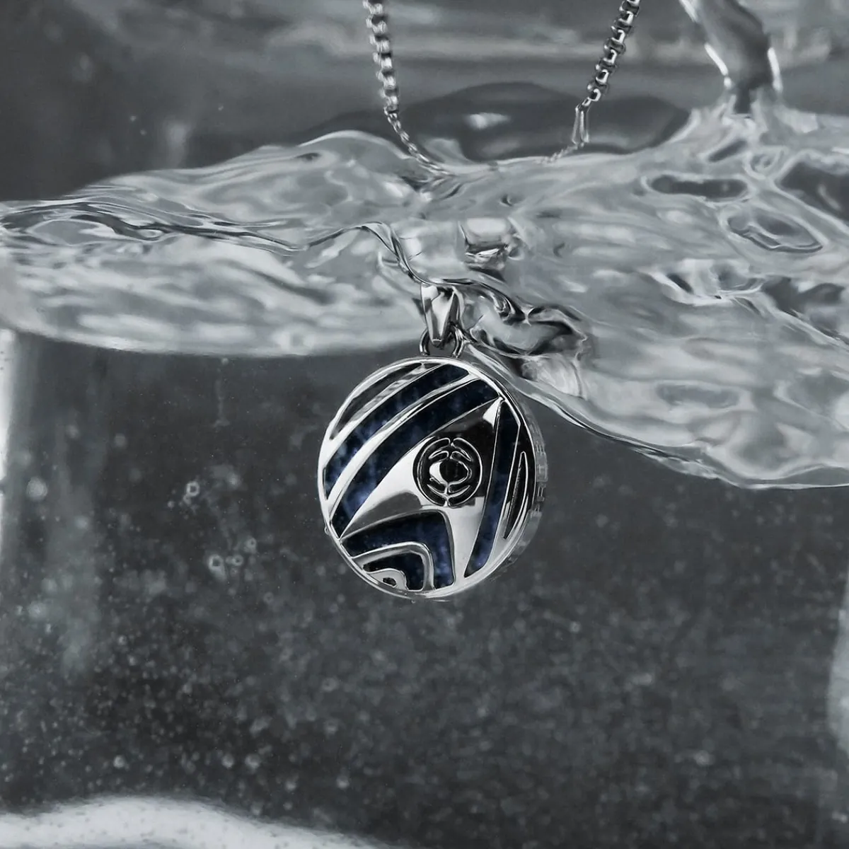 Holzkern Halsketten|Schmuck^Sciences Halskette