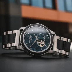Holzkern Uhren^Singapur