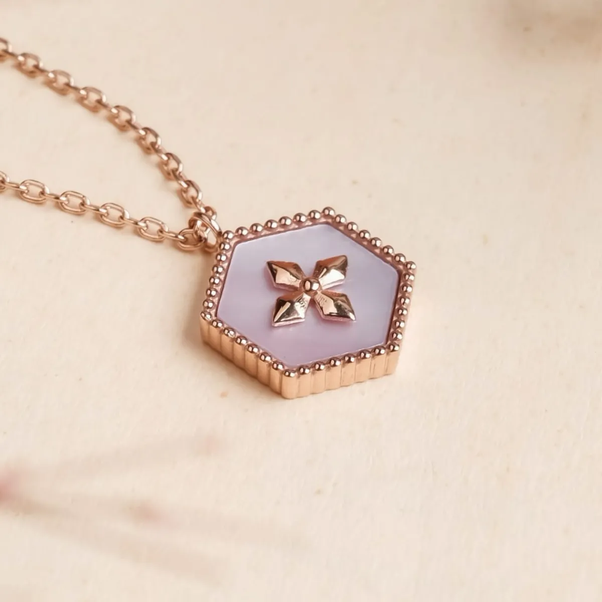 Holzkern Halsketten|Schmuck^Spectral Halskette