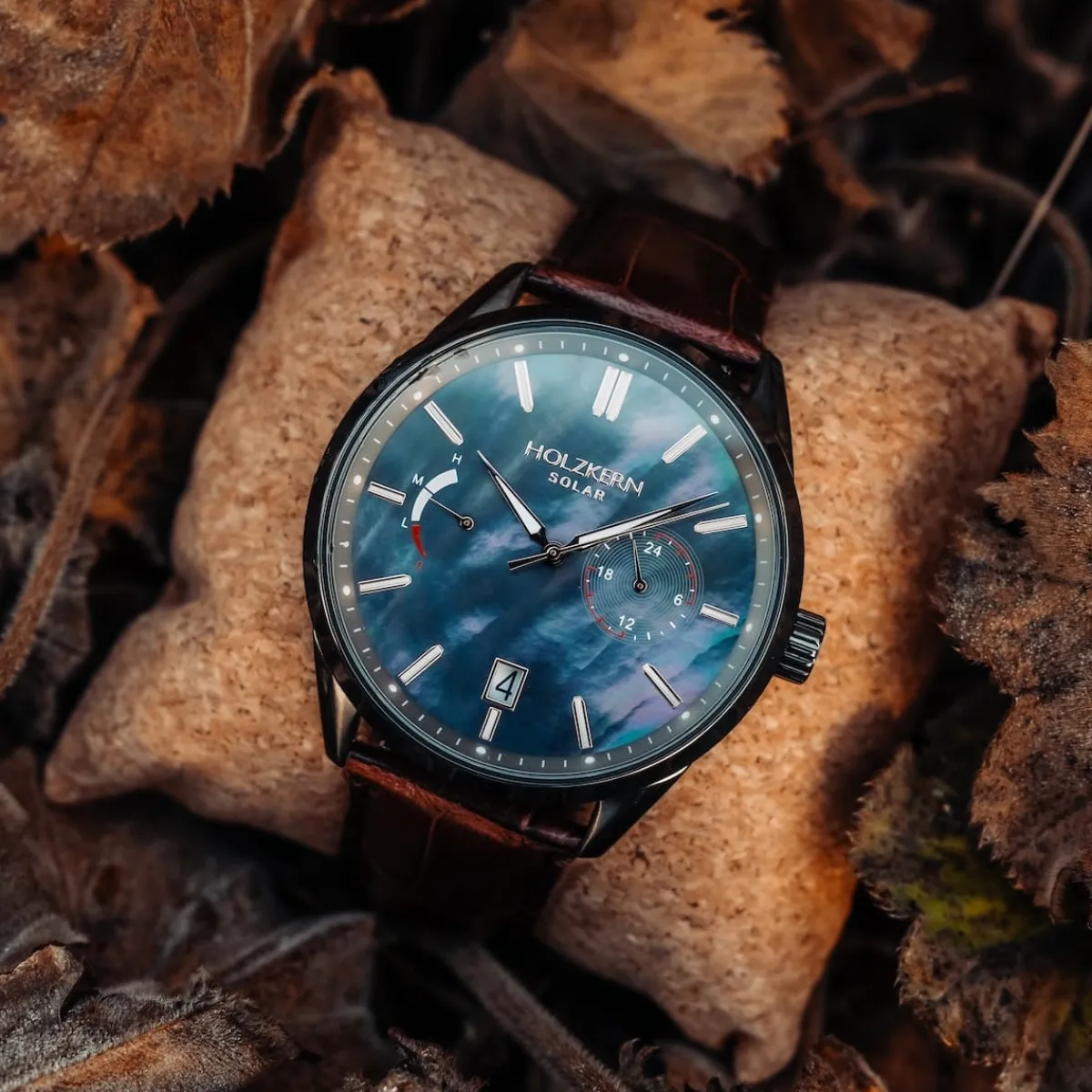 Holzkern Uhren^Substantial