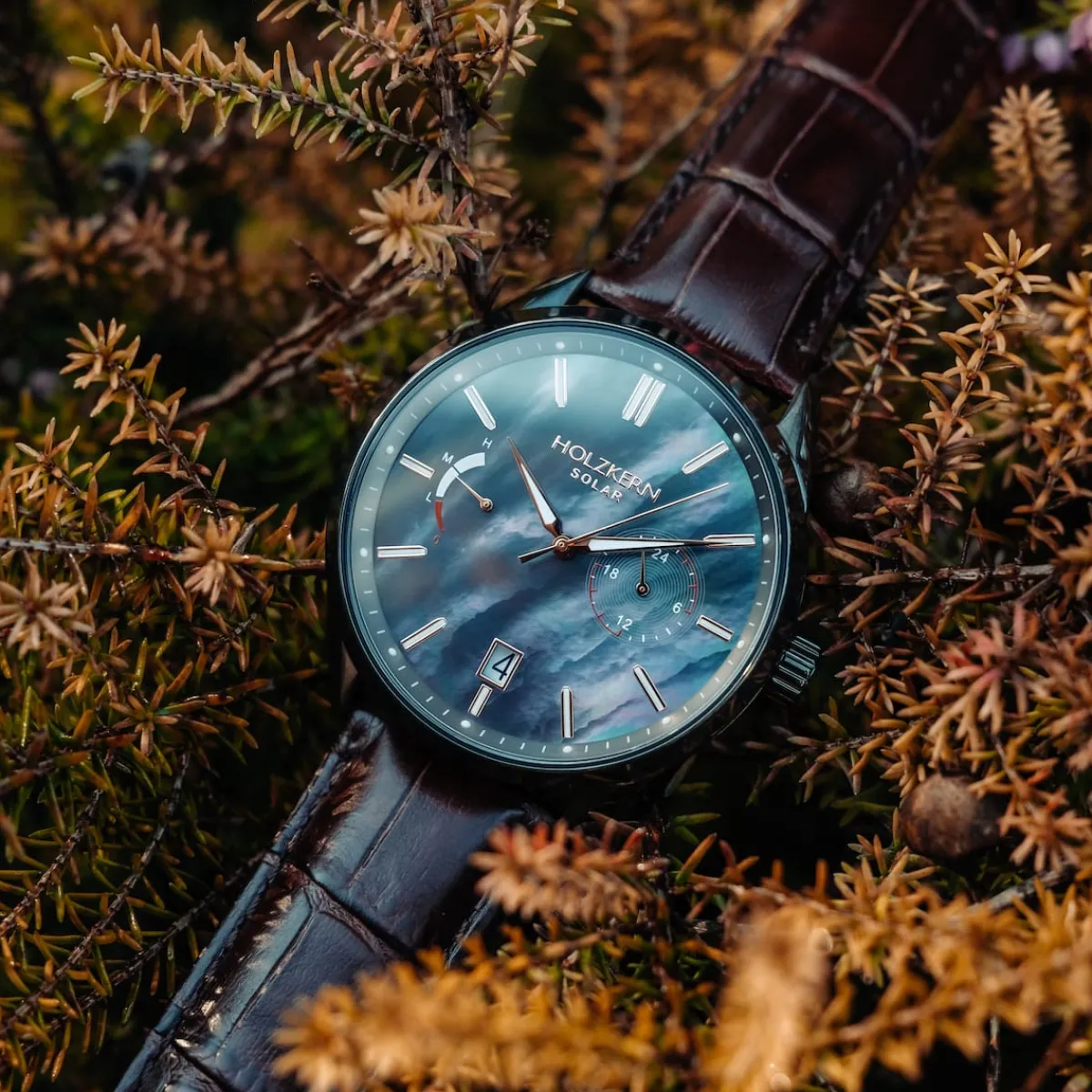 Holzkern Uhren^Substantial
