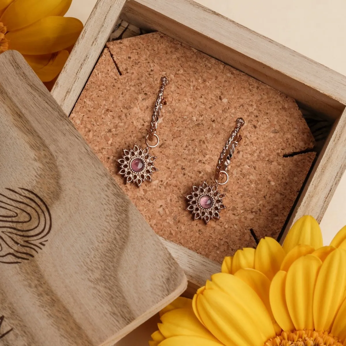 Holzkern Ohrringe|Schmuck^Suncatcher Ohrringe